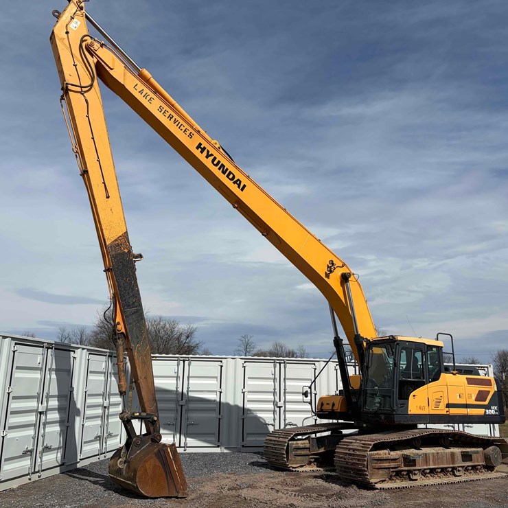 2017 HYUNDAI HX300 LR