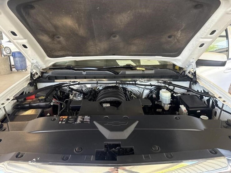 2016-chevrolet-silverado-1500-image-13