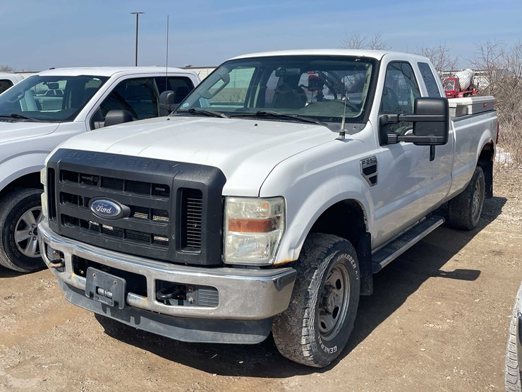 #5672-•-2010-f250-4x4-extended-cab-(has-wi-title)-image-1