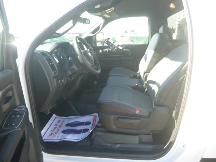 2024-dodge-2500-image-18