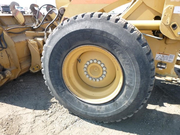 2004-caterpillar-924gz-image-35