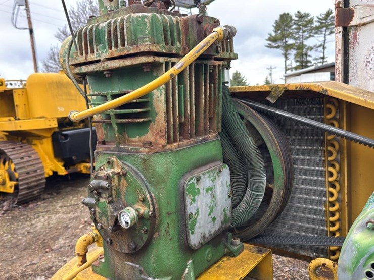 #256-•-stationary-air-compressor-image-10