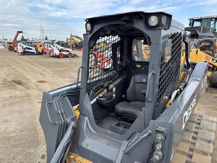 2022-deere-325g-image-19