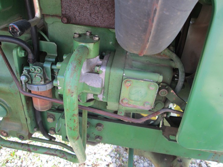 1984-john-deere-650-image-21