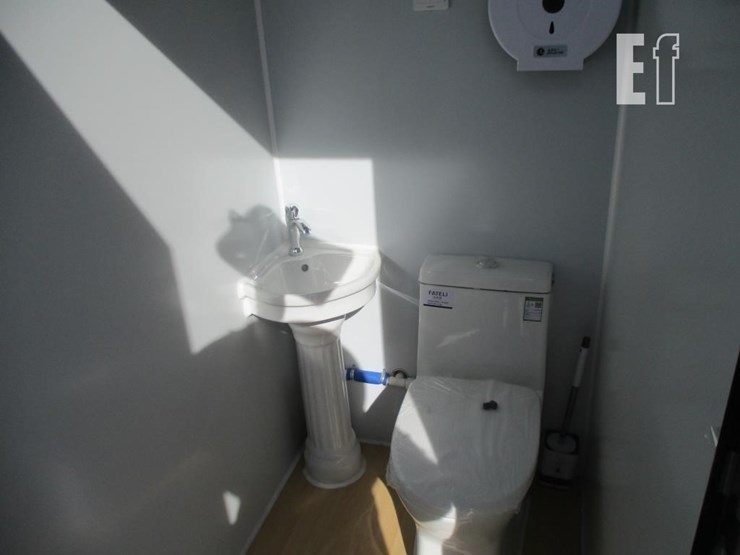 51"x43"x89"-single-stall-restroom-image-5