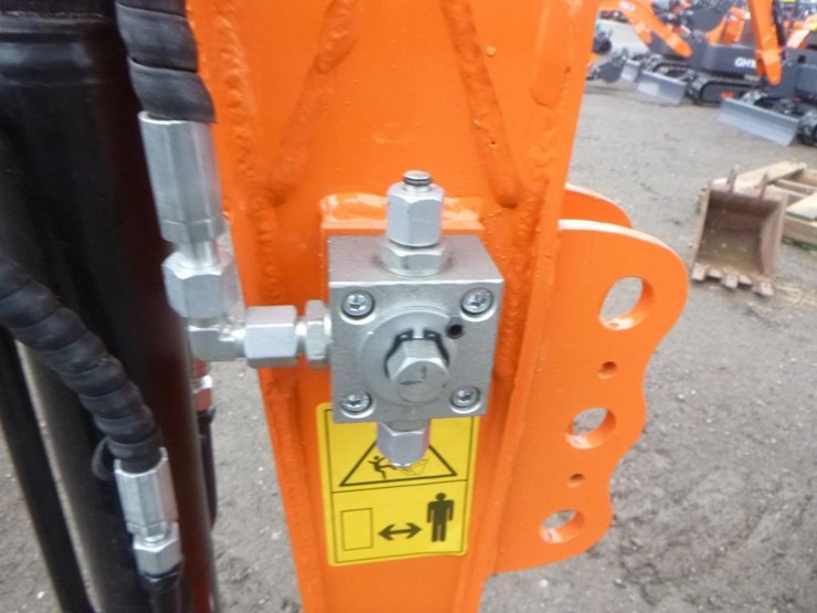 aboss-gh16-hydraulic-excavator-image-13