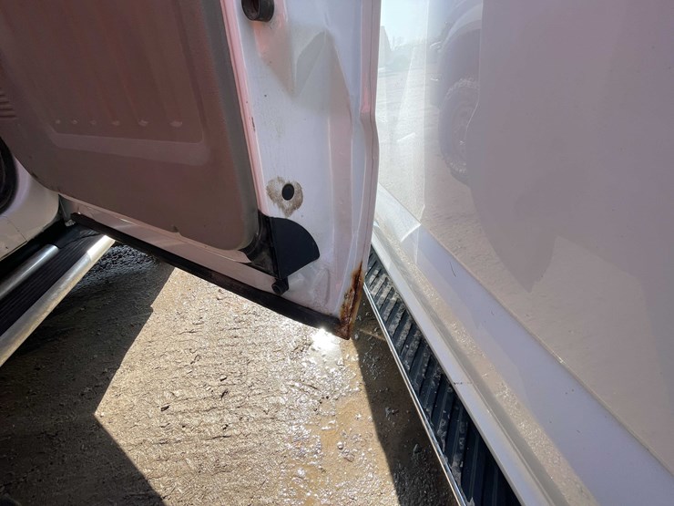 #5672-•-2010-f250-4x4-extended-cab-(has-wi-title)-image-85