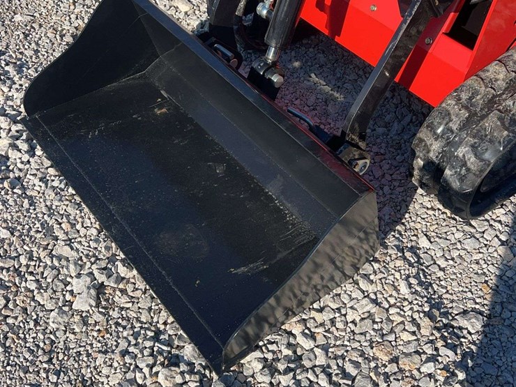 2026-sdlanch-sdll580-mini-skid-steer-image-9