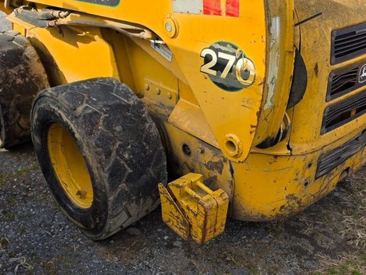 john-deere-270-image-18