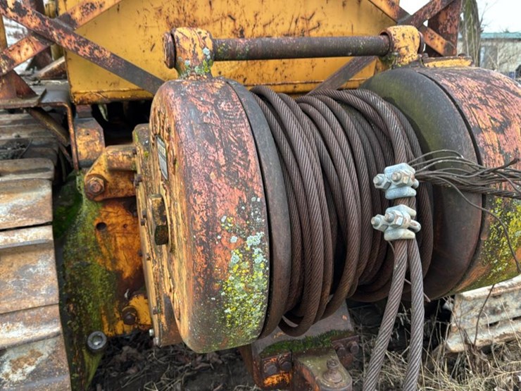 caterpillar-d7-image-37