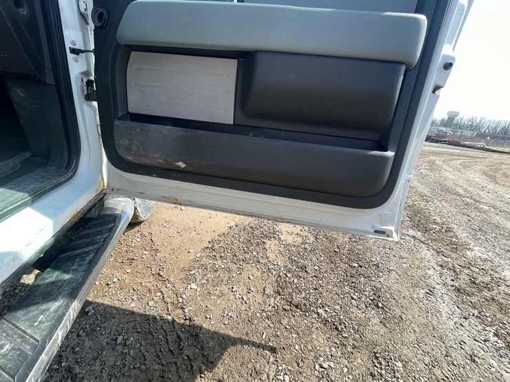 #5671-•-2012-f150-xlt-4x4-crew-cab-(has-wi-title)-image-53