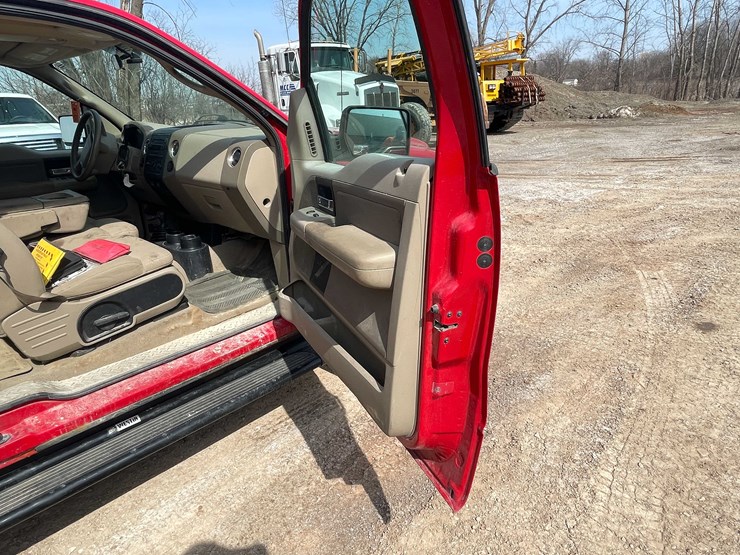 #5675-•-2006-f150-4x4-extended-cab-long-box-(has-wi-title)-image-93