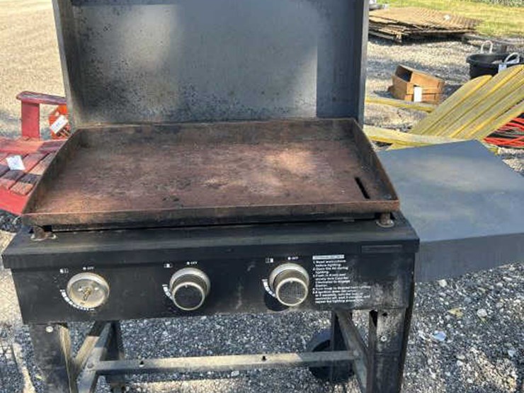 #208-•-expert-flat-top-grill---propane-image-2