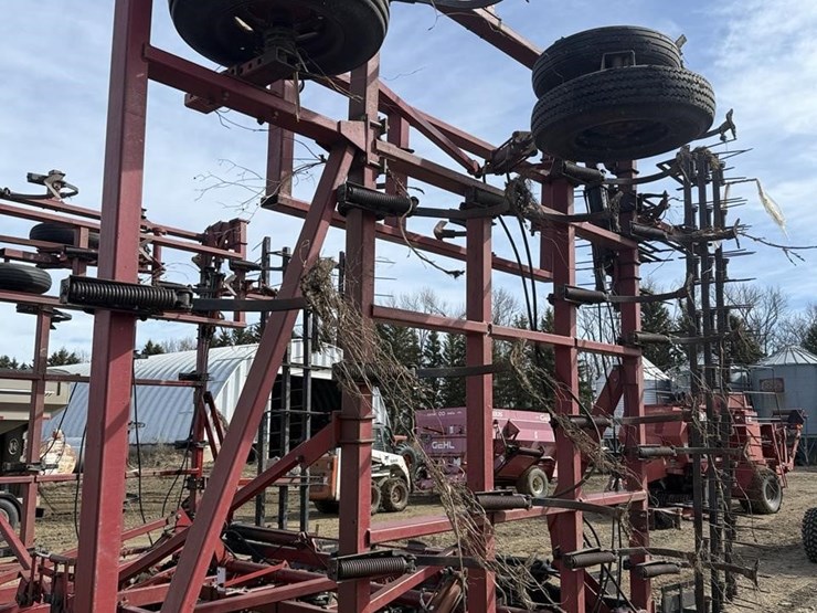 case-ih-4900-image-13