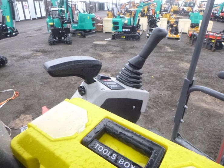 aboss-gh25-hydraulic-excavator-image-21