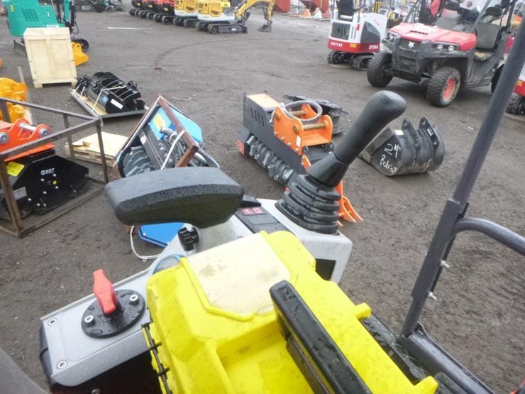 aboss-gh25-hydraulic-excavator-image-21