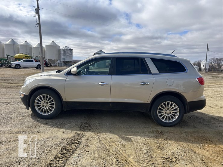 2011-buick-enclave-image-6