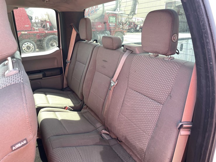 #5673-•-2015-f150-xlt-4x4-extended-cab-(has-wi-title)-image-57