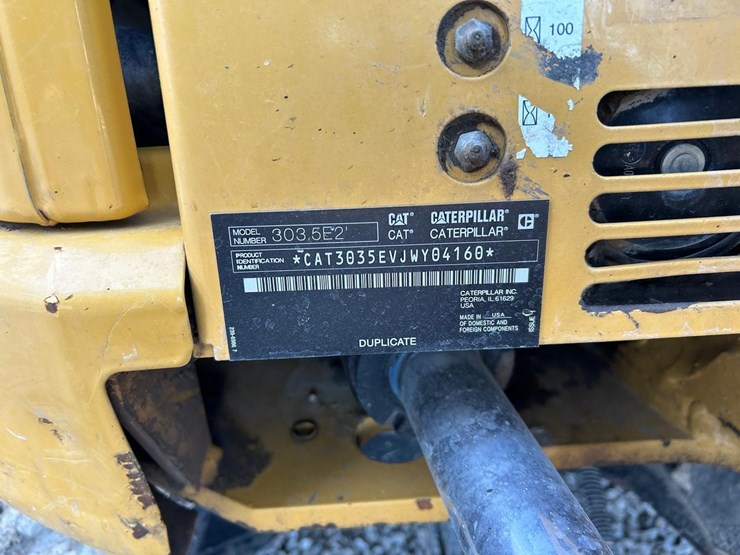 2018-caterpillar-303-image-15