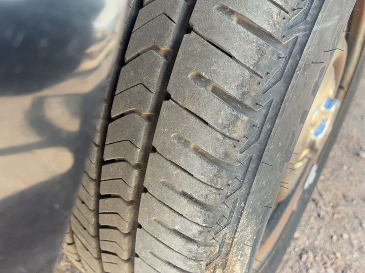 2011-ford-crown-victoria-lx-police-/-sedan-4d-image-35