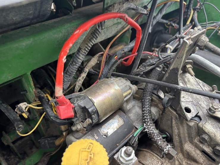 john-deere-gator-image-21