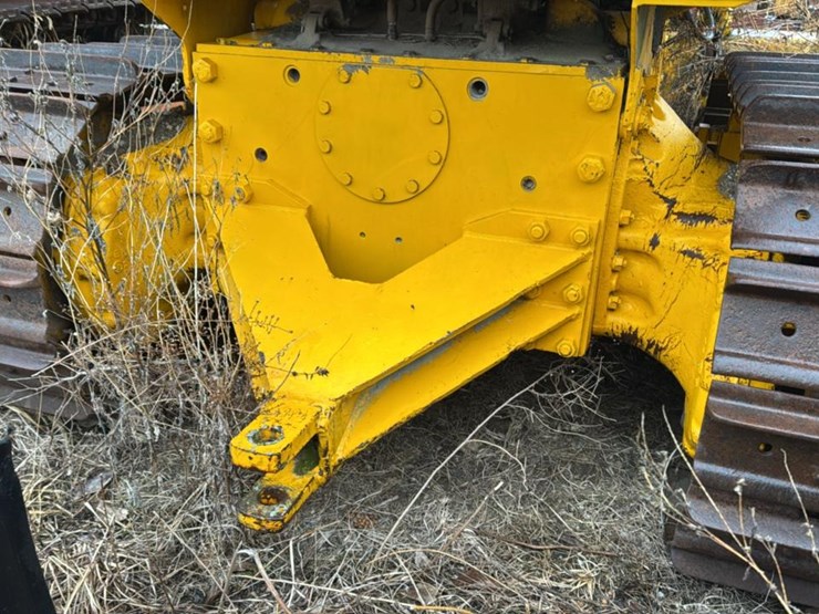 international-125c-image-4