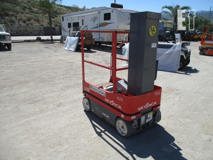 2017-skyjack-sj16-image-3