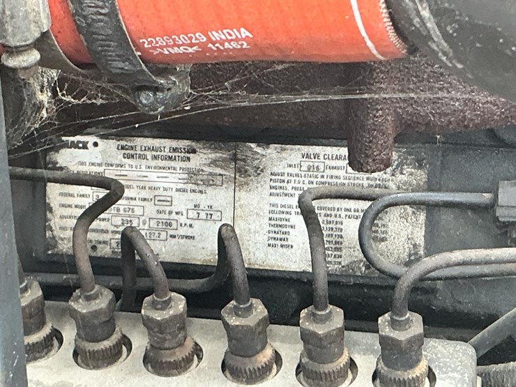 #303-•-mack-crane-truck-image-16