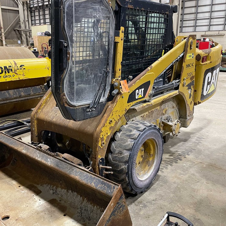 2012 CATERPILLAR 226B3