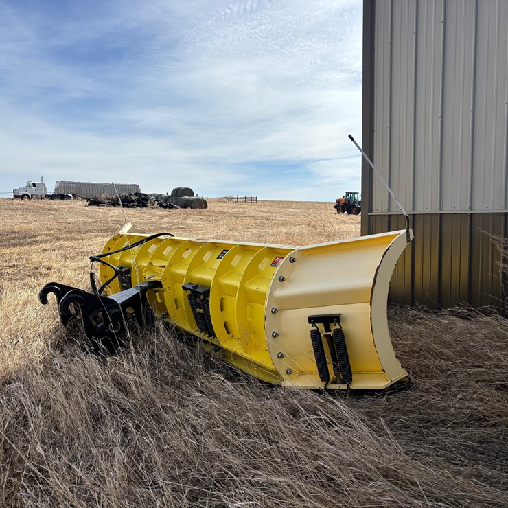 Alpha Plow 12.0 Snow Pusher