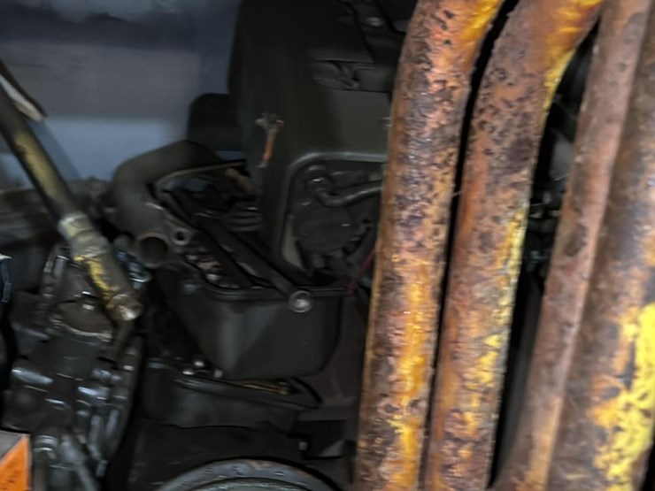 #263-•-steel-shelf-and-cat-engine-parts-image-15