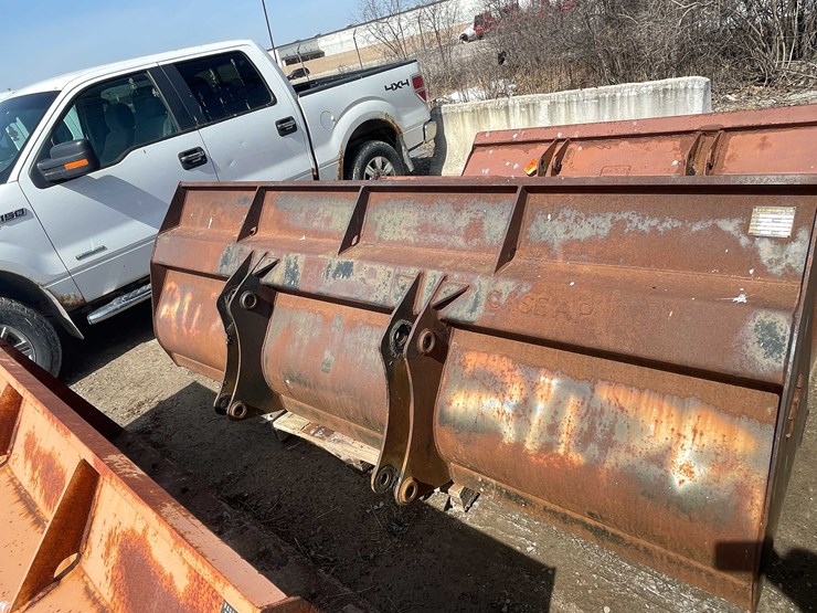 #5686-•-pin-on-bucket-image-6