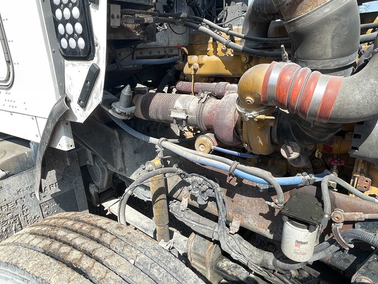 2004-kenworth-t800-image-109