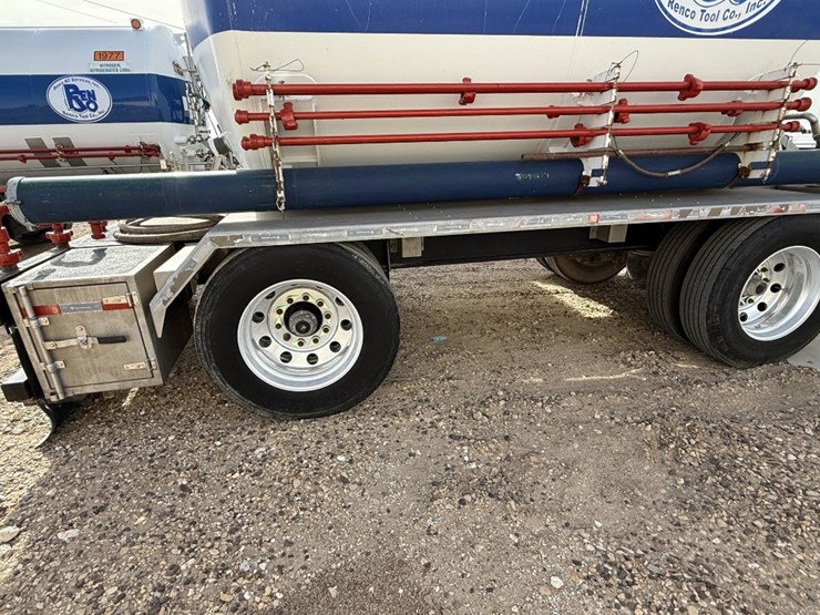 2013-cs&p-180k-scfh-10k-wp-nitrogen-pumper-mtd-on-2013-loadcraft-t/a-trailer-image-19