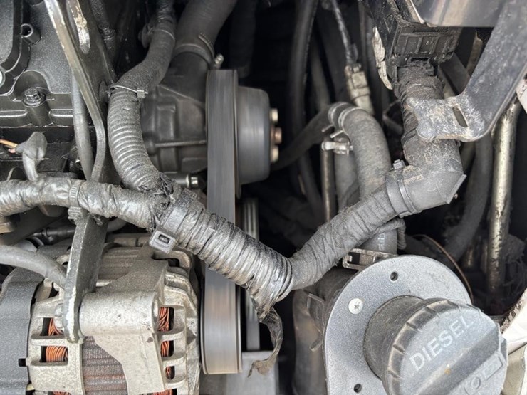 2019-bobcat-t650-image-44