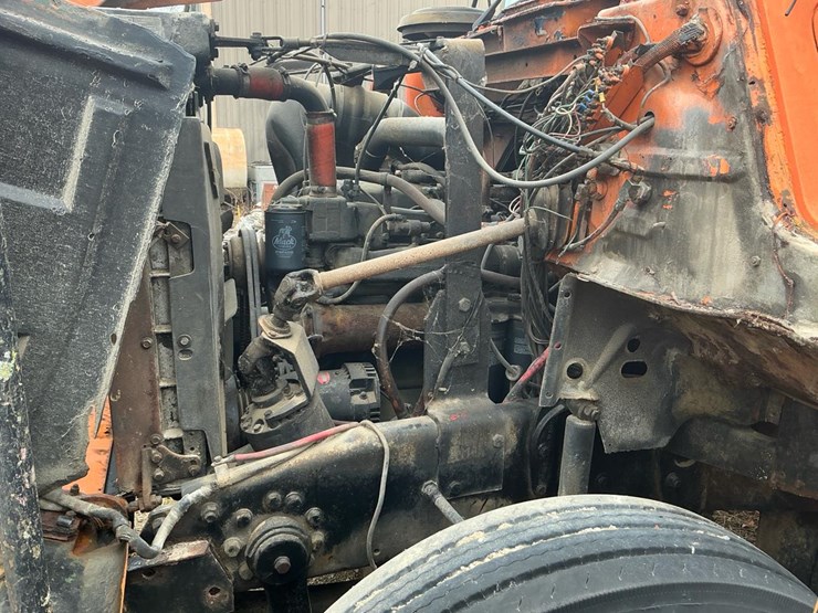 #303-•-mack-crane-truck-image-9