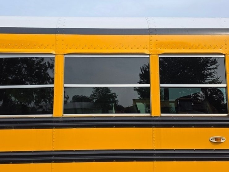 2008-caterpillar-c7-image-13