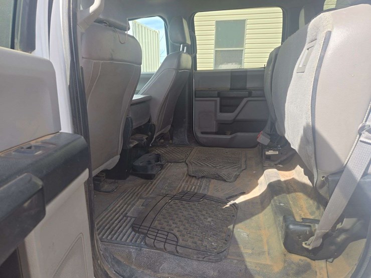 2018-ford-f350-image-13