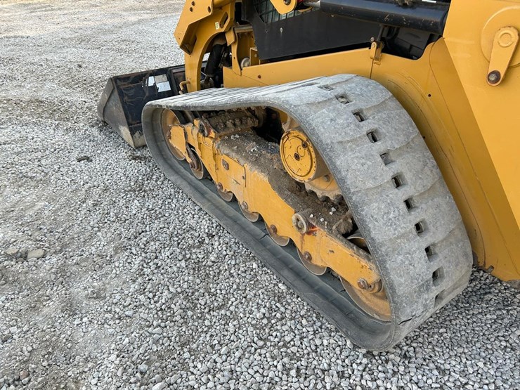 2018-caterpillar-279d-image-16