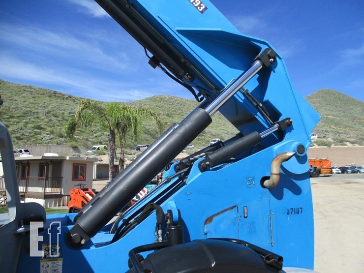 2007-genie-gth1056-image-19