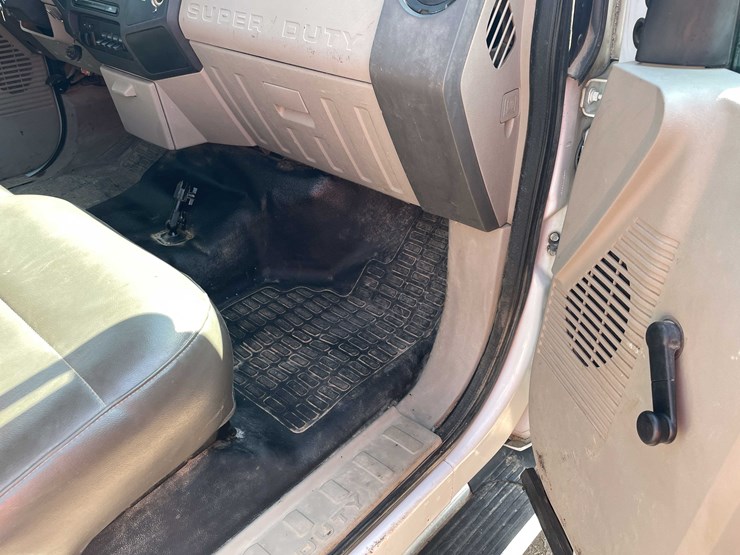 #5672-•-2010-f250-4x4-extended-cab-(has-wi-title)-image-78