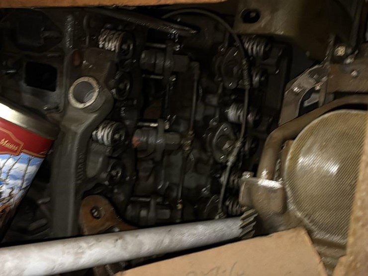 #263-•-steel-shelf-and-cat-engine-parts-image-12