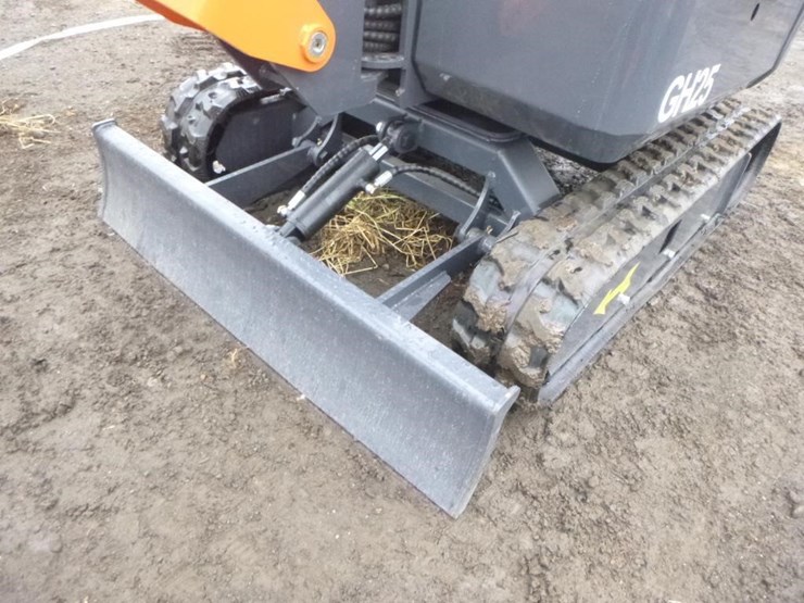 aboss-gh25-hydraulic-excavator-image-15