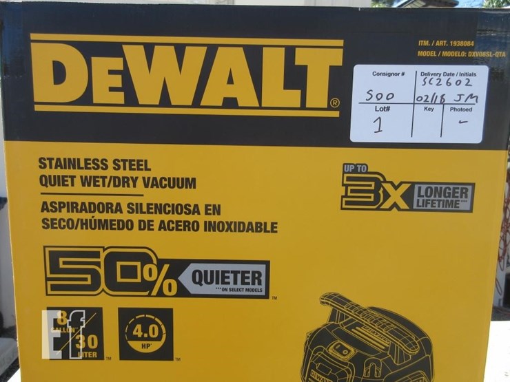 dewalt-stainless-steel-wet/dry-vacuum-image-3