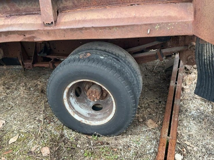 1991-chevrolet-cheyenne-3500-image-36