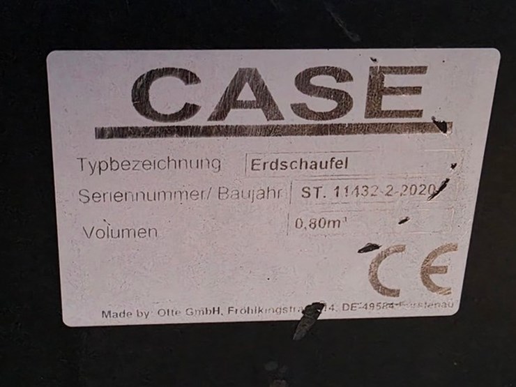 case-74"-tooth-loader-bucket-image-5