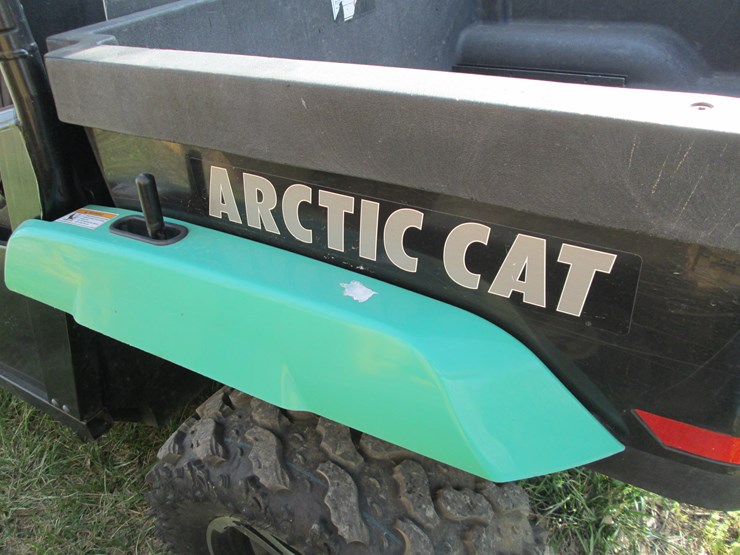 2011-caterpillar-550-image-7