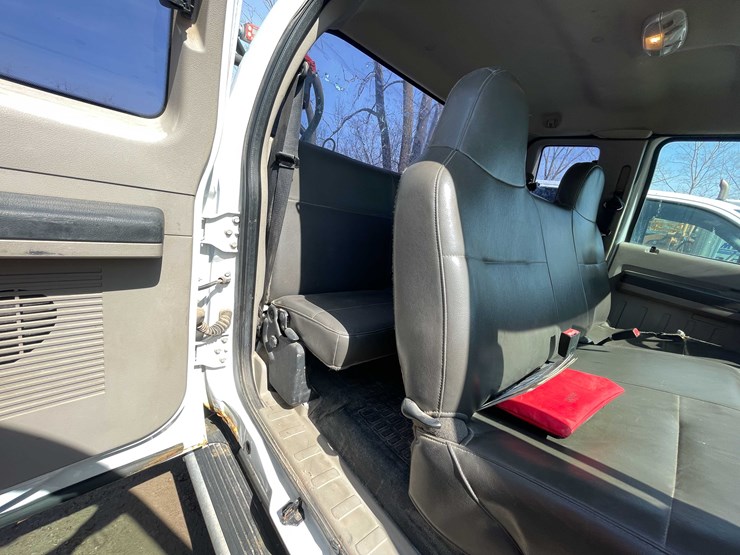 #5672-•-2010-f250-4x4-extended-cab-(has-wi-title)-image-81