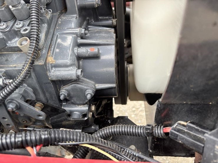 2011-toro-groundsmaster3280d-image-25