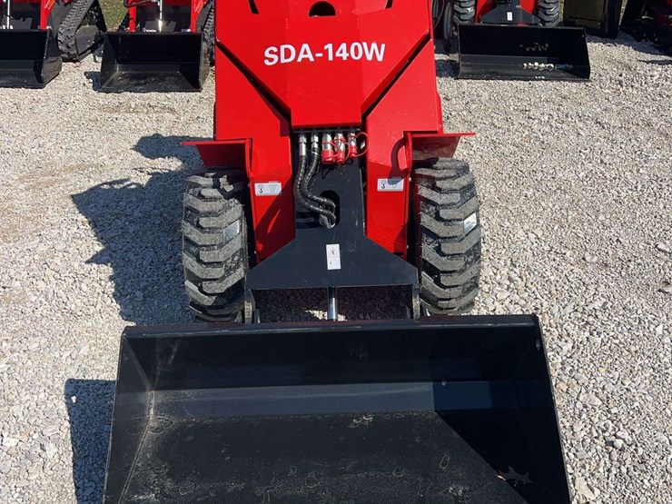 2026-agt-industrial-sda-140w-mini-wheel-loader-image-2